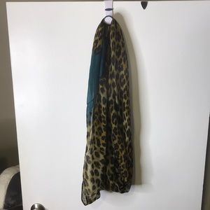 2/4 Warehouse One Scarf
